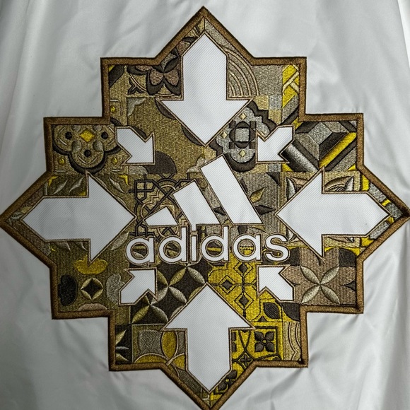Real Madrid Club Adidas Men's White and Gold Bomber Jacket - Picture 8 of 9